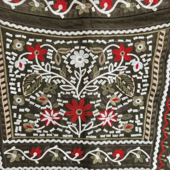 Francesca's Blue Rain Rosie Boho Floral Embroidered Olive Green Mini Skirt XS - Picture 3 of 10